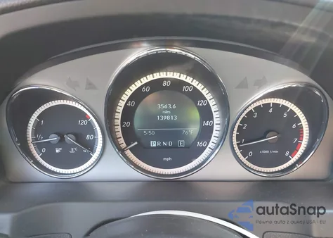 2011 Mercedes-Benz C 300 Luxury/Sport z USA, uszkodzony, nr VIN WDDGF5EB4BR178907